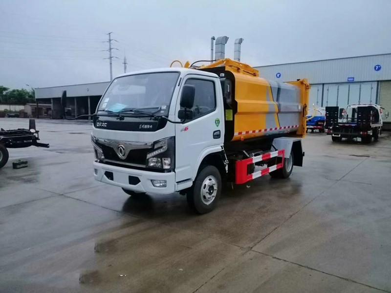 東風(fēng)牌5方6方側(cè)裝壓縮垃圾車