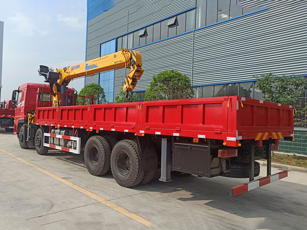 國六東風暢行D7前四后八12噸隨車吊