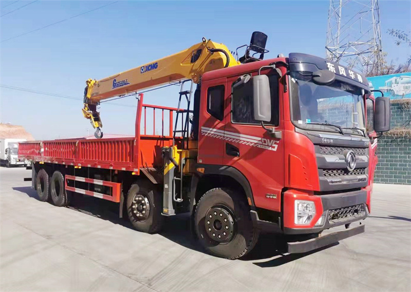 東風華神DV5 前四后八徐工16噸隨車吊
